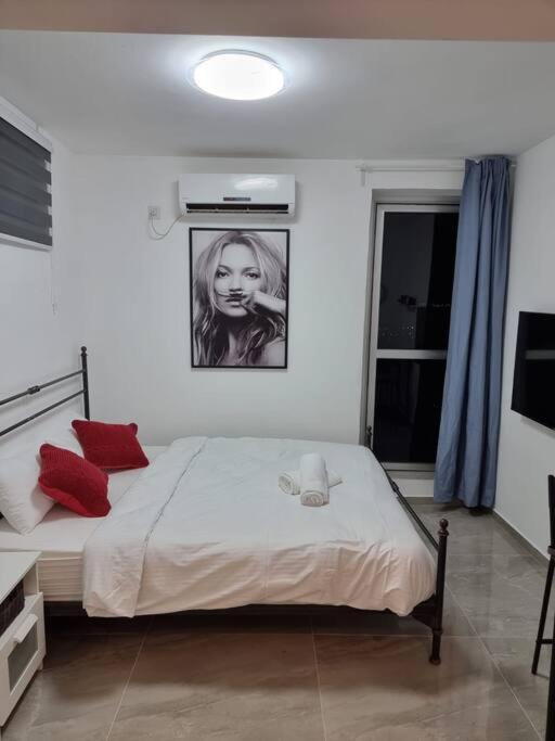 Apartmán דירת זוּגַג מפנקת עם מרפסת משגעת ונוף למפרץ. Ejlat Exteriér fotografie