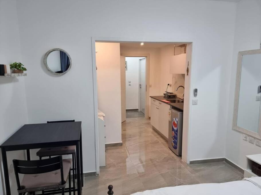 Apartmán דירת זוּגַג מפנקת עם מרפסת משגעת ונוף למפרץ. Ejlat Exteriér fotografie